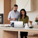 HP 14 吋筆記型電腦 | 16GB RAM、512GB SSD | 免費 Office 365 | Intel 四核心處理器 | 輕薄 | 11.5 HR 電池 | 天然銀 | Intel UHD 顯示卡 | Windows 11 附滑鼠