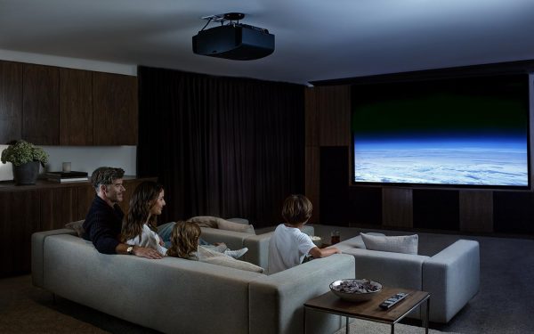 Sony VPL-VW365ES Compact 4K 家庭影院 ES 投影機 - Image 2