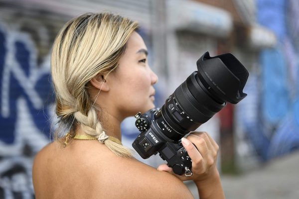 Nikon Z 6II 附變焦鏡頭 | 多功能全片幅無反光鏡靜態影像/影像混合相機,附 24-70 公釐 f/4 鏡頭 | Nikon USA 型號 - Image 9