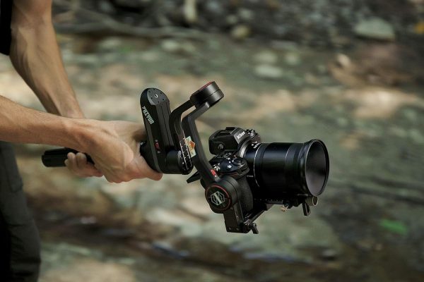 Nikon Z 6II 附變焦鏡頭 | 多功能全片幅無反光鏡靜態影像/影像混合相機,附 24-70 公釐 f/4 鏡頭 | Nikon USA 型號 - Image 12